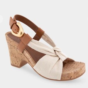 Comfortable Women's Knotted Buckle Wedge Sandal in Natural Canvas Fabric